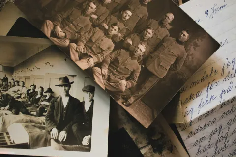 Pictures of old photographs